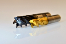 鎢鋼端銑刀高效能設計與研磨分析模式